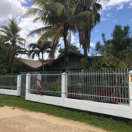 Unu Pikin Guesthouse Парамарибо Екстериор снимка