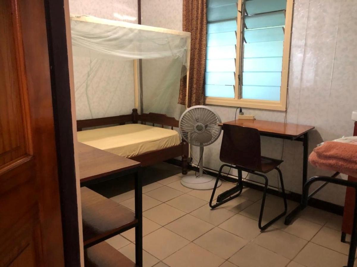 Unu Pikin Guesthouse Парамарибо Екстериор снимка