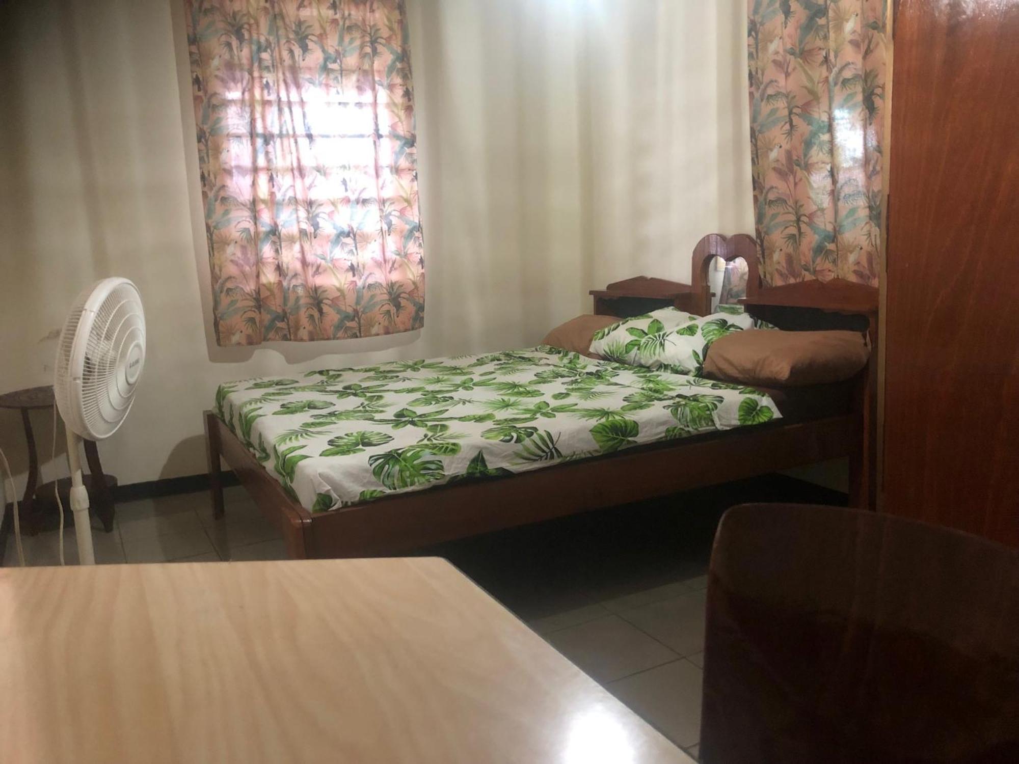 Unu Pikin Guesthouse Парамарибо Екстериор снимка