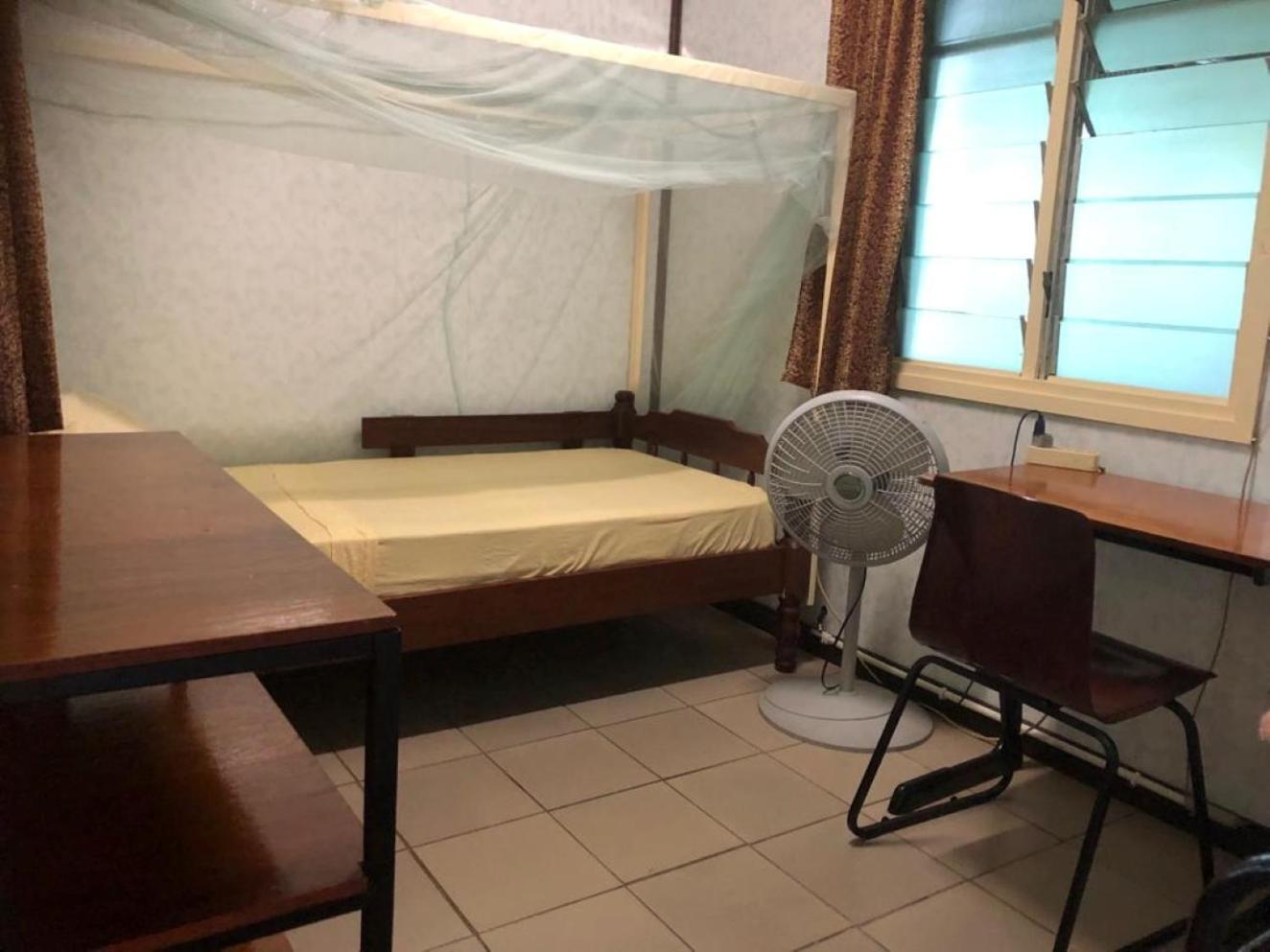 Unu Pikin Guesthouse Парамарибо Стая снимка