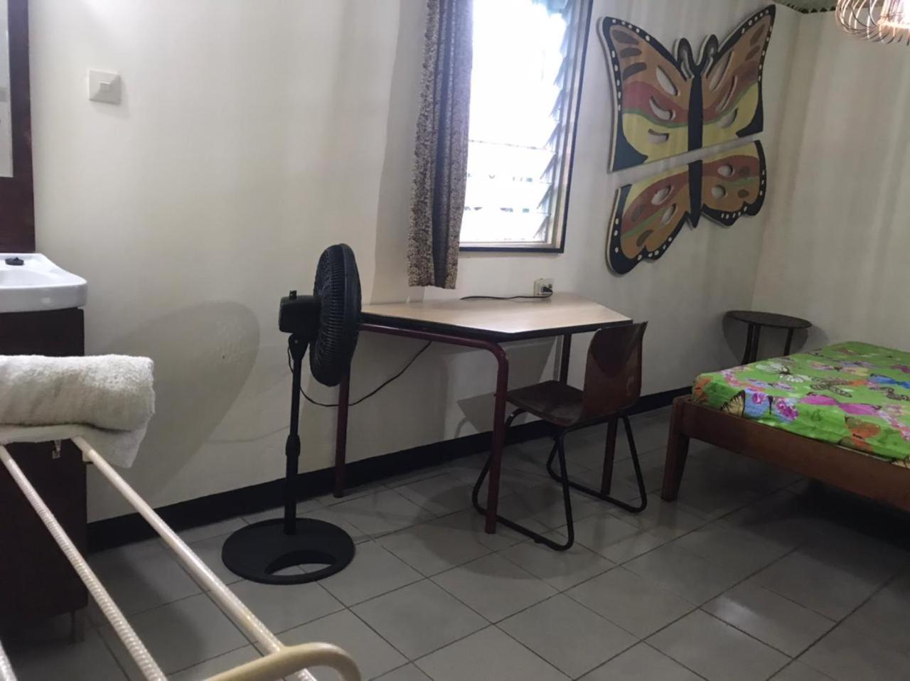 Unu Pikin Guesthouse Парамарибо Стая снимка