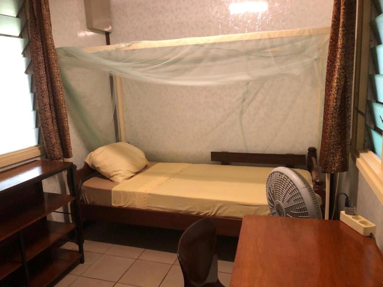 Unu Pikin Guesthouse Парамарибо Стая снимка